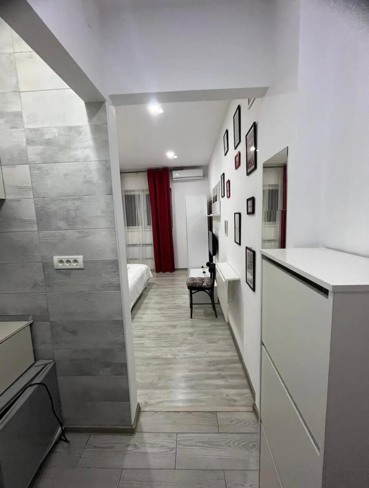 Amazing Location In The City Center Bucharest Exterior photo